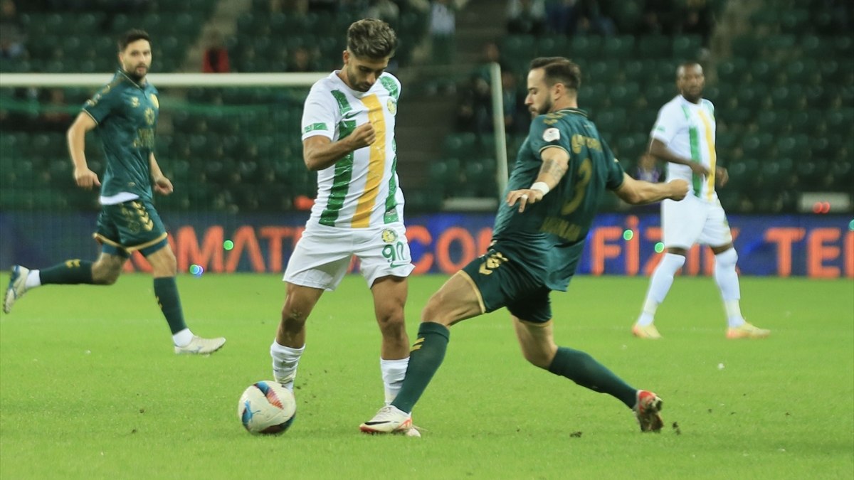 Kocaelispor ile Şanlıurfaspor yenişemedi