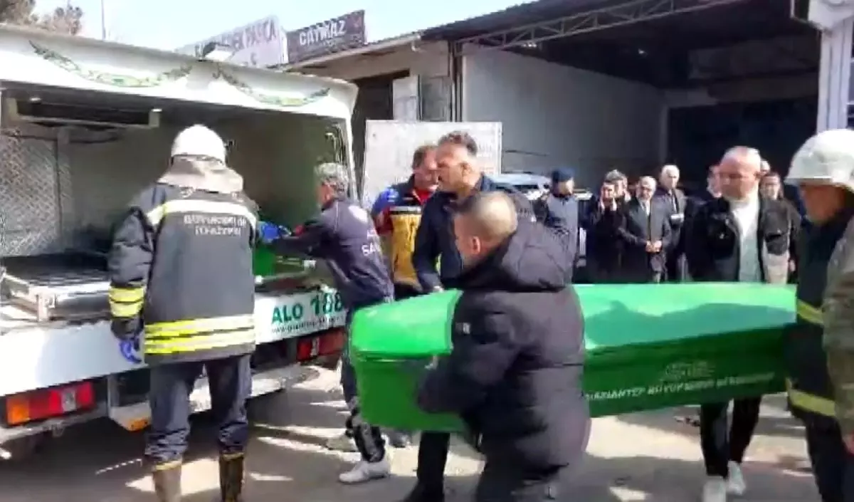 Nizip’te Tanker Patlamasında İki İşçi Hayatını Kaybetti