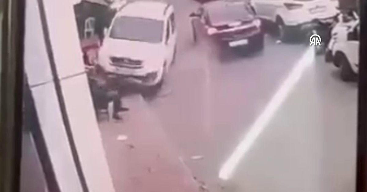 Kaldırımda gelen ölüm! Küçük yaştaki sürücü can aldı!
